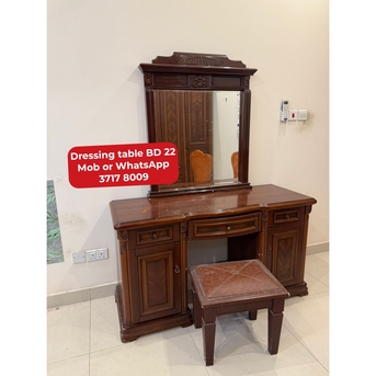 Manama, Furniture, BHD 22,  🌏🌐Dressing Table In Good Condition For Sale With Delivery