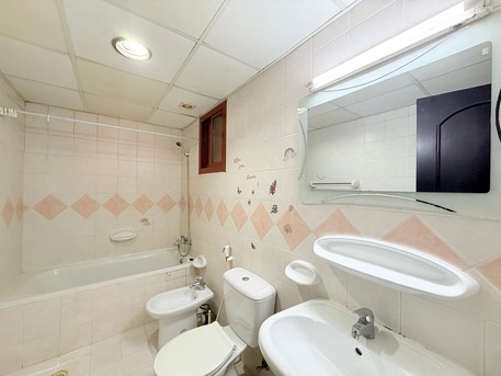 Manama, Apartments/Houses, BHD 350/month,  2 BR,  Spacious 2 BHK Fully Furnished Apartment &ndash; Gudabiya (Near Aster)