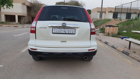 Riyadh, Vehicles, Cars & Trucks , SAR 25000,  Honda CR-V EX-L,  2011,  Automatic,  251000 KM,  Honda Cr-v  Full Options، Mint Condition