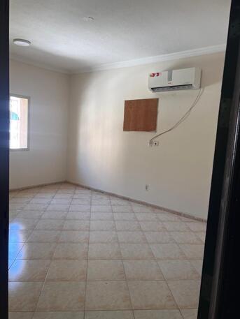 Al Mazruiyah, Housing Exchanges, SAR 900/month,  1 BR,  Executive Flat For Rent