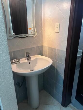 Al Mazruiyah, Housing Exchanges, SAR 900/month,  1 BR,  Executive Flat For Rent