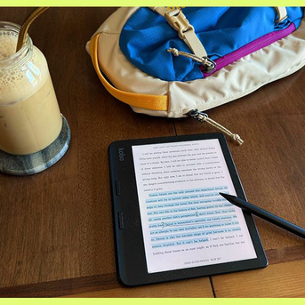 Riyadh, Tablet Computers, SAR 950,  Kobo Libra Colour + Stylus 2 Bundle | Barely Used | Full Set With Extras