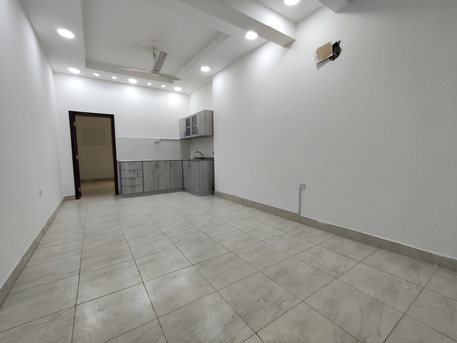 Manama, Apartments/Houses, BHD 175/year,  1 BR,  Jidali:- 1Bhk Unfurnished Flat On Rent With Unlimited Ewa..