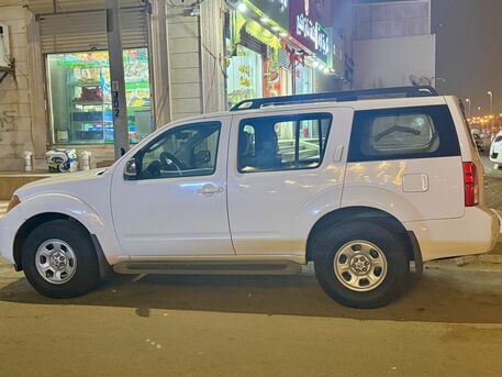 Al Nakheel, Vehicles, Cars & Trucks , SAR 17000,  Nissan Pathfinder,  2010,  Automatic,  345000 KM,   ()