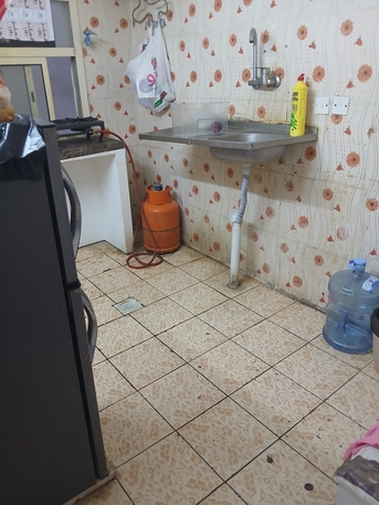 Riyadh, Bedspace Available, SAR 500/month,  Bed Space In A Furnished Appartment Inside Family Building