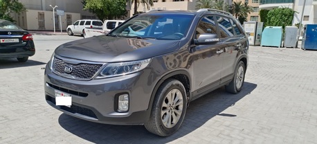 Manama, Vehicles, Cars & Trucks , BHD 2600,  KIA Sorento 2015,  2015,  Automatic,  98000 KM,  7 Seater SUV In Excellent Condition - Neat And Clean Car !!