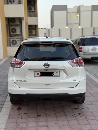 Manama, Vehicles, Cars & Trucks , BHD 3150,  Nissan X-Trail,  2015,  Automatic,  175432 KM,    Mid Option In Excellent Condition