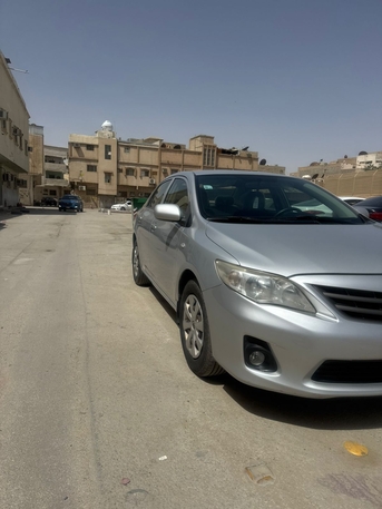 Jubail, Items Wanted, Toyota Corolla 2012 Gli 1.6 Automatic