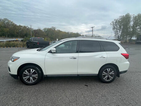 San Francisco, Vehicles, Cars & Trucks , USD 4500,  Nissan Pathfinder SV 4WD,  2017,  Automatic,  144429 KM,