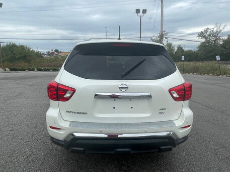 San Francisco, Vehicles, Cars & Trucks , USD 4500,  Nissan Pathfinder SV 4WD,  2017,  Automatic,  144429 KM,