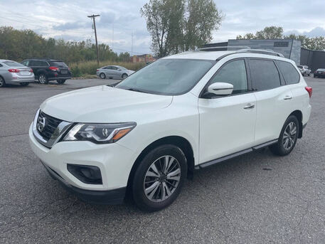 San Francisco, Vehicles, Cars & Trucks , USD 4500,  Nissan Pathfinder SV 4WD,  2017,  Automatic,  144429 KM,