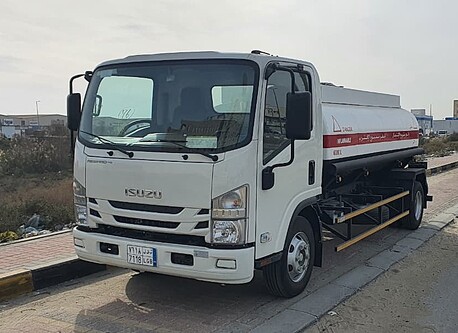 Jubail, Vehicles, Cars & Trucks , ISUZU,  2025,  Automatic,  250 KM,  Diesel Tanker 6000 Litres With PTO Fire Extinguishers And All Valid Documents