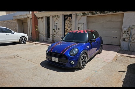 Riyadh, Vehicles, Cars & Trucks , SAR 74000,  Austin Mini Cooper S,  2020,  Automatic,  102000 KM,  Mini Cooper Blue