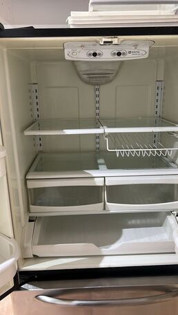 Al Malaz, Household Items, SAR 1500,  Refrigerator