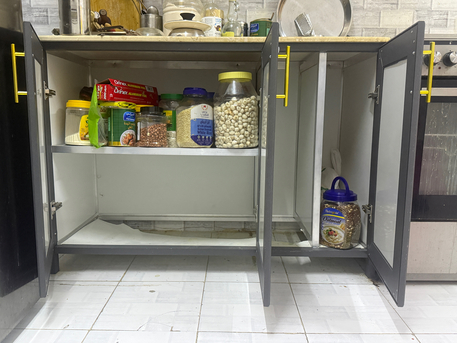 Riyadh, Furniture, SAR 600,  Modern Kitchen Cabinet Set ( Free Delivery) With Upper & Lower Storage &ndash; Good Condition