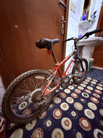 Dammam, Bicycles, SAR 120,  Bike/Bicycle For Sale. Built In Gear System That Goes Upto 5 Different Modes