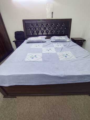 Al Batha, Furniture, SAR 800,  I Wanna Sell Complete Bedroom Set For Sale &ndash; Queen Bed, Wardrobe, Dressing Table & Side Ta