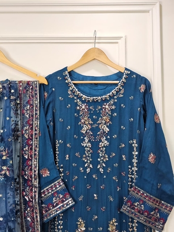 Thuqbah, Clothing & Accessories, SAR 260,  Ready To Wear Chiffon 3Pc Luxury Outfits