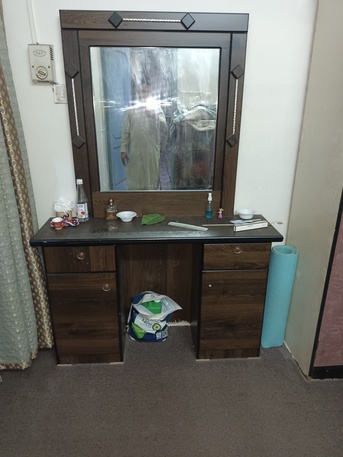 Riyadh, Household Items, SAR 100,  Singardan Wardrof Mirror