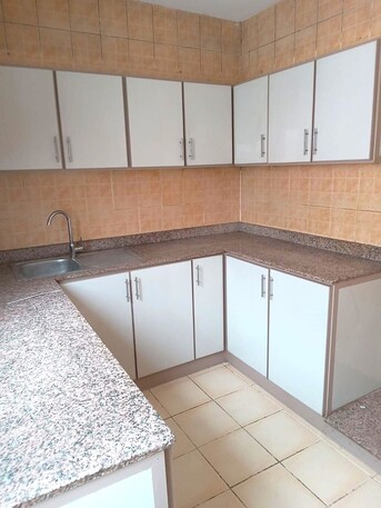 Zinj, Villas, BHD 1200,  350 Sq. Meter,  Spacious Villa (14 Rooms) For Rent In Zinj BD.1200/-