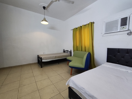 Diraz, Apartments/Houses, BHD 135/year,  1 BR,  Diraz:- Studio Flat Furnished On Rent With Unlimited Ewa..