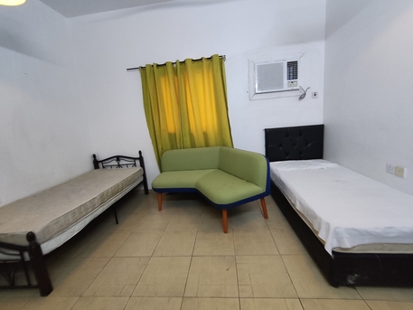 Diraz, Apartments/Houses, BHD 135/year,  1 BR,  Diraz:- Studio Flat Furnished On Rent With Unlimited Ewa..