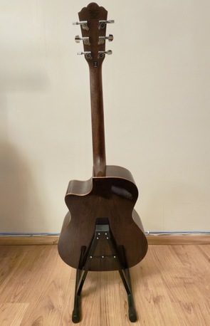 Muharraq, Musical Instruments, BHD 350,  Washburn WG2OSCE Electro-Acoustic Guitar (Excellent Condition)
