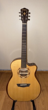 Muharraq, Musical Instruments, BHD 350,  Washburn WG2OSCE Electro-Acoustic Guitar (Excellent Condition)