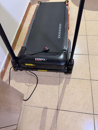 Al Malaz, Appliances, SAR 450,  Electric Treadmill (1.5 Years Warranty Remaining)