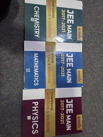 Hoora, Books, BHD 5,  JEE Exam Solved Q&A -Chapterwise-Physics,Chemistry And Maths