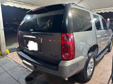 Dammam, Vehicles, Cars & Trucks , SAR 28000,  Gmc Yukon,  2007,  Automatic,  470000 KM,    Fully  Brown Colour With Alloy Wheels In Amazing Condition For Sal