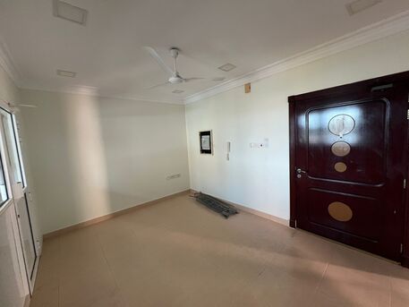 Diraz, Apartments/Houses, BHD 160/month,  2 BR,  Bright  Flat For Rent In Budaiya Highway (Near Alosra)