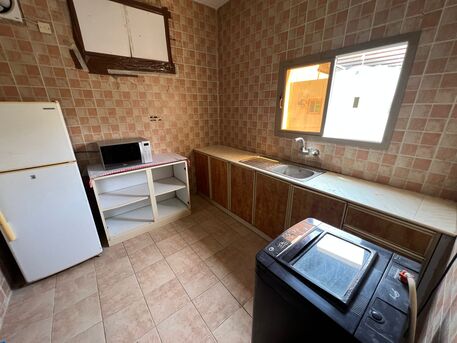 Diraz, Apartments/Houses, BHD 190/month,  2 BR,  Budget 2 BHK Flat For Rent In Budaiya Highway (Near Alosra) | Separate Kitchen |