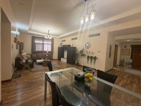 Manama, Apartments/Houses, 550/year,  3 BR,  120 Sq. Meter,  Spacious Luxury Fully Furnished 3BHK Apartment (3 Bedrooms, 3 Bathrooms).