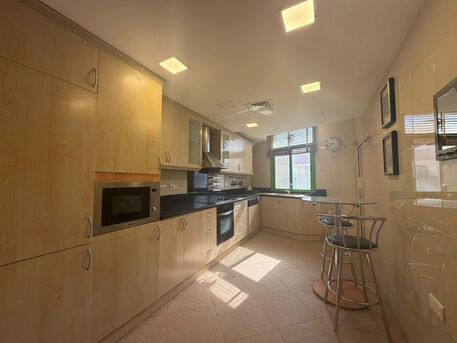 Manama, Apartments/Houses, 550/year,  3 BR,  120 Sq. Meter,  Spacious Luxury Fully Furnished 3BHK Apartment (3 Bedrooms, 3 Bathrooms).