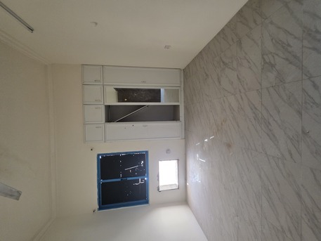 Salmaniya, Apartments/Houses, BHD 180/month,  2 BR,  @2BATHROOM Hall Kitchen Without Electricity