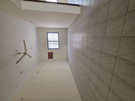 Salmaniya, Apartments/Houses, BHD 170/month,  2 BR,  #1BATHROOM Hall Kitchen Without Electricity