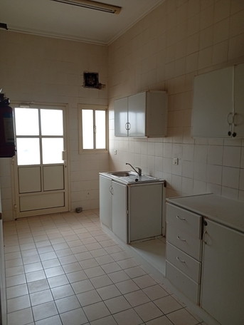 Riffa, Apartments, Flats, Houses & Villas, BHD 180/year,  3 BR,  3bhk With AC Riffa