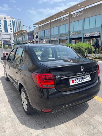 Manama, Vehicles, Cars & Trucks , BHD 1400,  Renault Symbol 1.4 L Full Automattic Very Good Condation,  2019,  Automatic,  100000 KM,