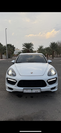 Jeddah, Vehicles, Cars & Trucks , SAR 100000,  Porsche Cayenne GTS,  2014,  Automatic,  198000 KM,    &ndash; Clean &ndash; Well Maintained