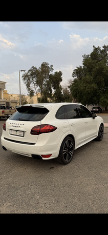 Jeddah, Vehicles, Cars & Trucks , SAR 100000,  Porsche Cayenne GTS,  2014,  Automatic,  198000 KM,    &ndash; Clean &ndash; Well Maintained