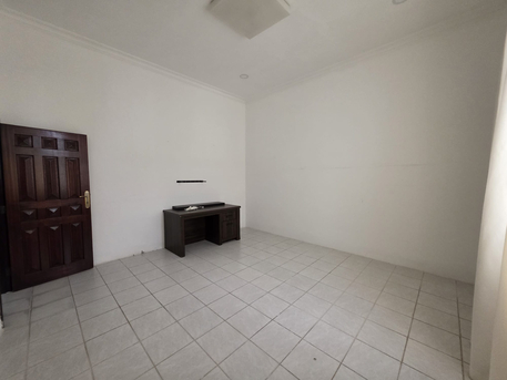 Budaiya, Villas, BHD 750,  4 Bedrooms 3 N Half Bath Room Compound Villa