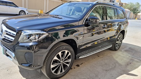 Riyadh, Vehicles, Cars & Trucks , SAR 140000,  2019 Mercedes GLS 400 (مرسيدس GLS 400 موديل 2019),  2019,  Automatic,  105000 KM,  Diplomatic Low Mileage  GLS 400 - Family Car (سيارة ع
