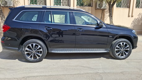 Riyadh, Vehicles, Cars & Trucks , SAR 140000,  2019 Mercedes GLS 400 (مرسيدس GLS 400 موديل 2019),  2019,  Automatic,  105000 KM,  Diplomatic Low Mileage  GLS 400 - Family Car (سيارة ع