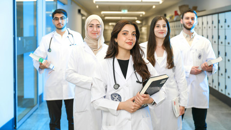 New York, Businesses For Sale, Want Internist Email List UK? Reach Doctors Fast Today