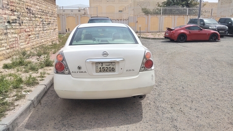 Kuwait City, Vehicles, Cars & Trucks , KWD 900,  Nissan Altima,  2004,  Automatic,  213000 KM,    For Sale