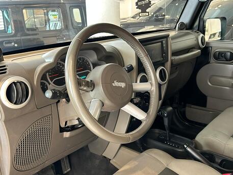 East Riffa, Vehicles, Cars & Trucks , BHD 1950,  Jeep Wrangler Sahara 4xe,  2009,  Automatic,  330000 KM,  JEEP WRANGLER SAHARA MODEL  FOR SALE