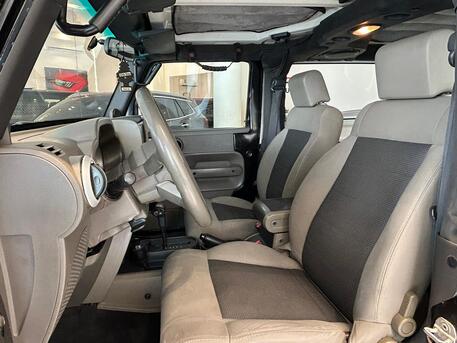 East Riffa, Vehicles, Cars & Trucks , BHD 1950,  Jeep Wrangler Sahara 4xe,  2009,  Automatic,  330000 KM,  JEEP WRANGLER SAHARA MODEL  FOR SALE