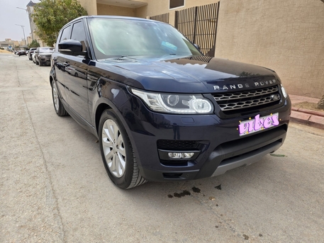 Riyadh, Vehicles, Cars & Trucks , SAR 142000,  Land Rover Range Rover Sport HSE,  2017,  Automatic,  65000 KM,  Range Rover Sport HSE Supercharged  | 65,000 KM | Excellent Condition