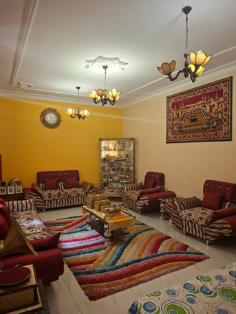 Al Rawabi, Furniture, SAR 1500,  Expat Moving To Home Country. Beautiful And Well Maintained Furniture For Sale.